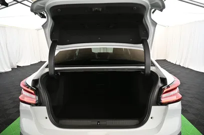 Car image 36