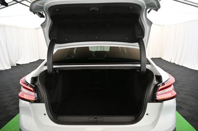 Car image 36