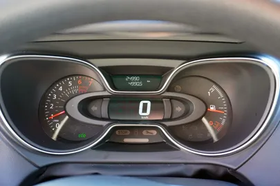 Car image 36