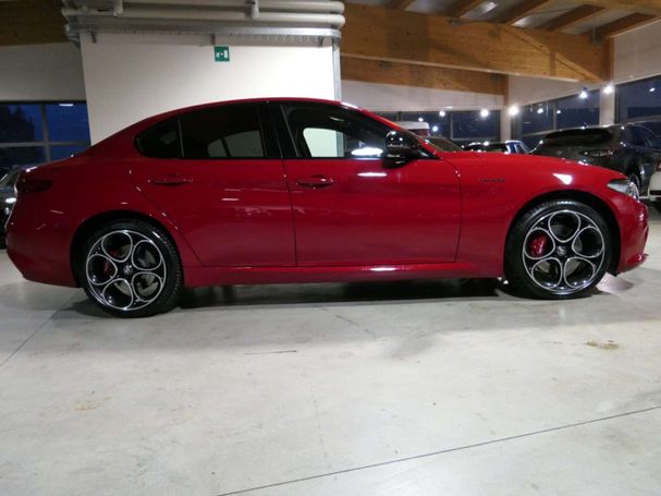 Alfa Romeo Giulia 2.0 Turbo Veloce 206 kW image number 2