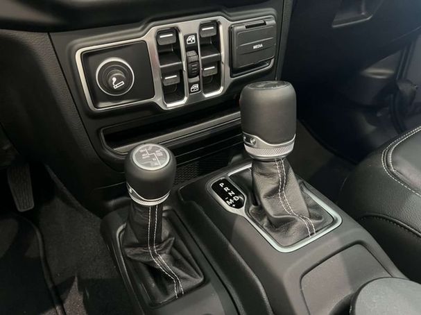 Jeep Wrangler 4xe PHEV 279 kW image number 21