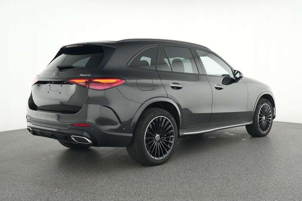 Mercedes-Benz GLC 300 e AMG Line 4Matic 230 kW image number 3