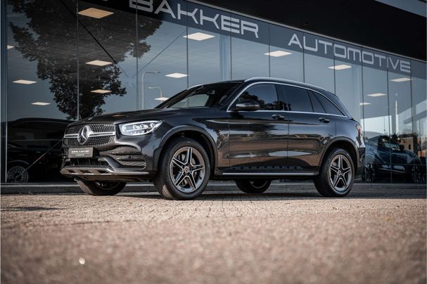 Mercedes-Benz GLC 300 e 4Matic 235 kW image number 28