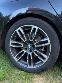 Car image 35