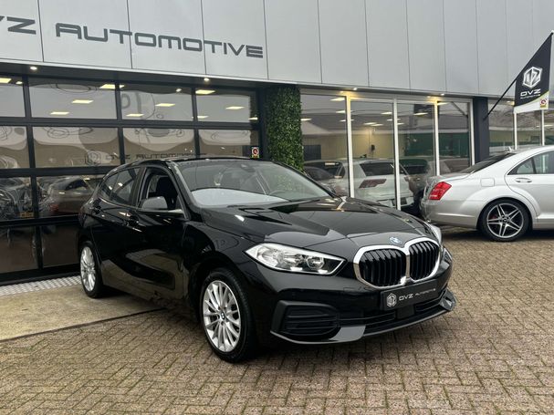 BMW 118i Advantage 104 kW image number 1