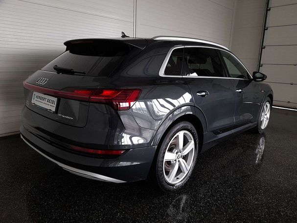 Audi e-tron 50 quattro S-line Advanced 230 kW image number 2