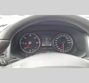 Car image 37