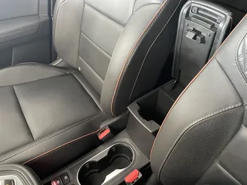 Car image 49