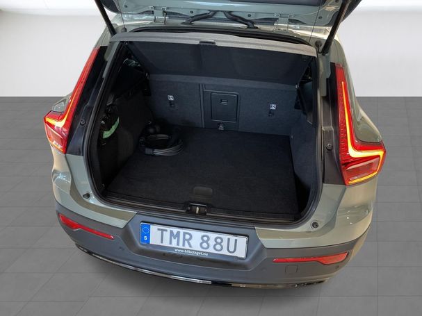 Volvo XC40 Recharge T4 Plus Dark 157 kW image number 14