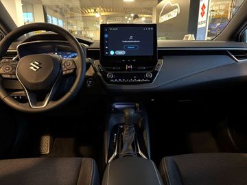 Car image 11