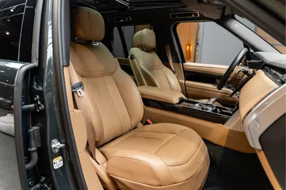 Car image 45