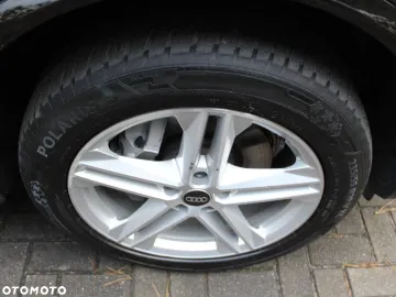 Car image 34