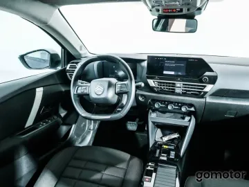 Car image 27