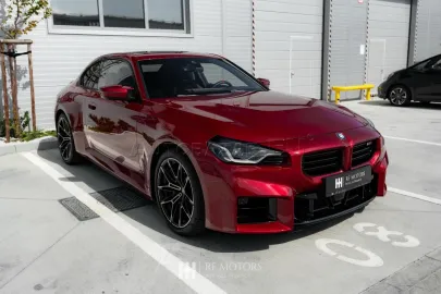 Car image 3