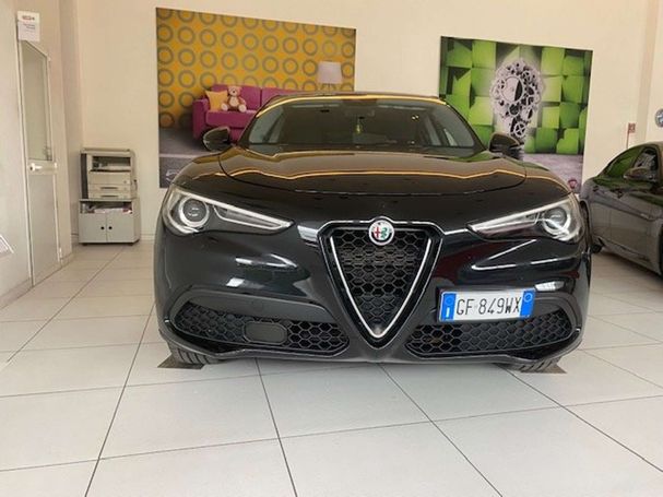 Alfa Romeo Stelvio 2.2 Q4 140 kW image number 3