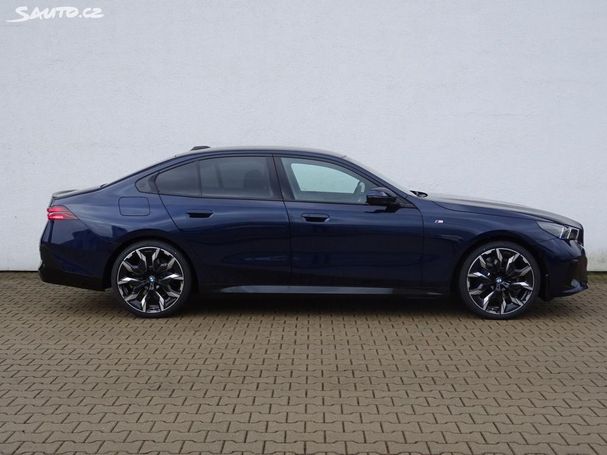 BMW 520d xDrive 140 kW image number 2