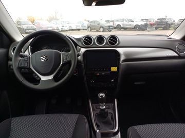 Car image 11