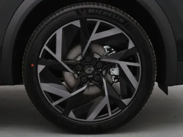 Car image 39