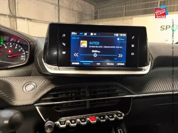 Car image 20
