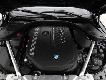 Car image 38