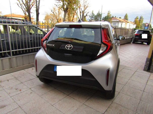 Toyota Aygo X 1.0 53 kW image number 4