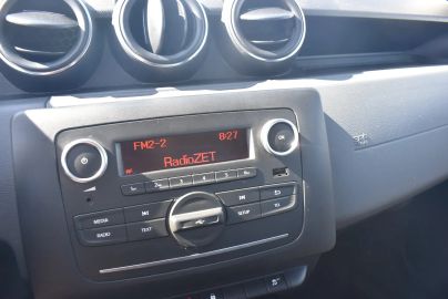 Car image 32