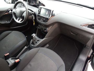 Car image 31