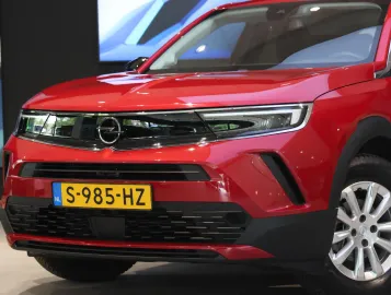 Car image 1
