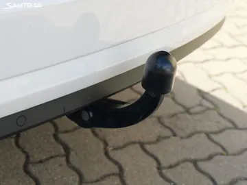 Car image 37