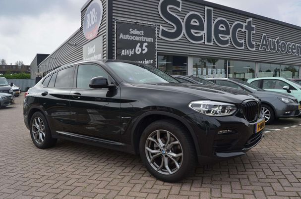 BMW X4 xDrive20i 135 kW image number 8