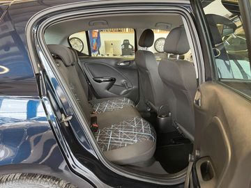 Car image 37