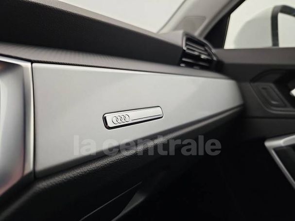 Audi Q3 35 TFSI S-line Business 110 kW image number 27