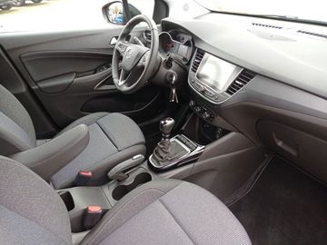 Car image 28