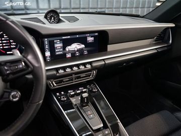 Car image 33