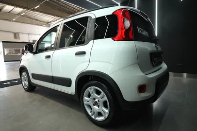 Car image 5