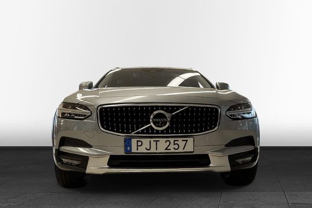 Volvo V90 Cross Country D5 AWD Pro 175 kW image number 8