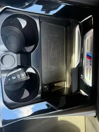Car image 34