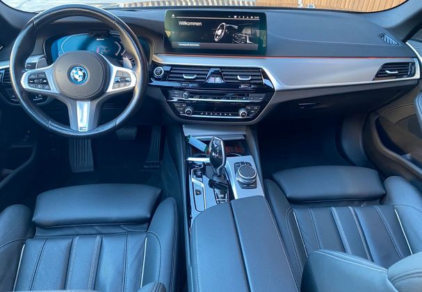 BMW 530i Touring xDrive 185 kW image number 5