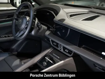 Car image 36