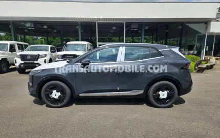 Car image 5