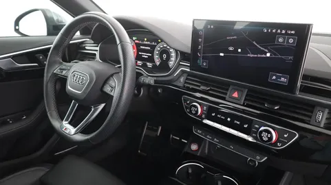 Car image 34