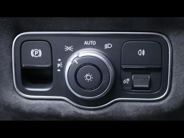 Car image 42