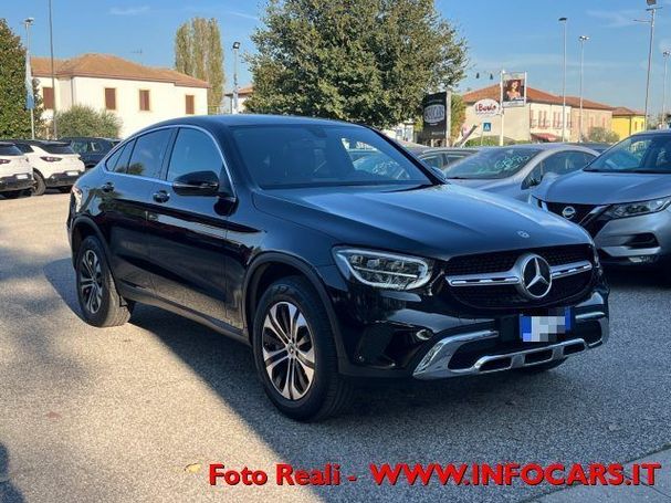 Mercedes-Benz GLC 300 e 4Matic 235 kW image number 2