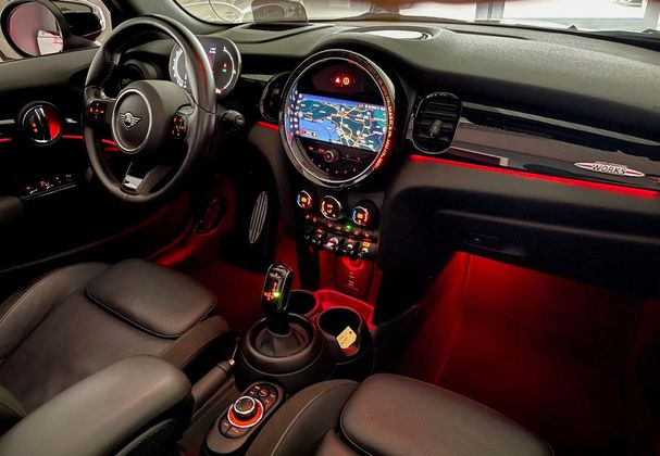 Mini Cooper Cabrio JCW 100 kW image number 12