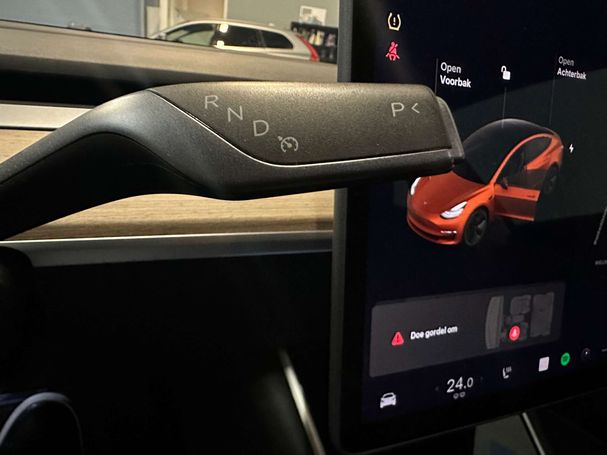 Tesla Model 3 Long Range AWD 258 kW image number 25