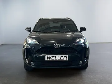 Car image 3