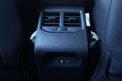 Car image 45