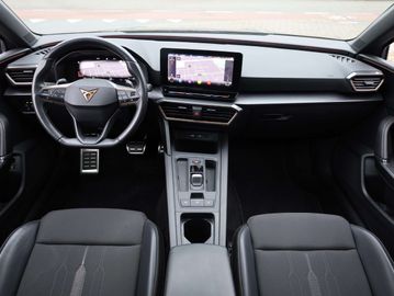 Car image 35