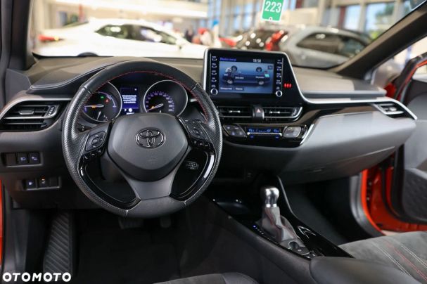 Toyota C-HR 90 kW image number 14