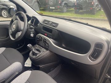 Car image 15